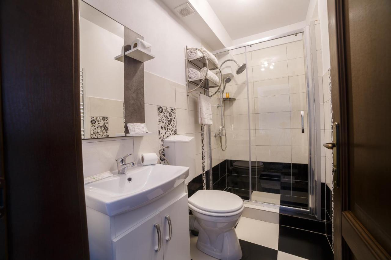Gradina Mariajelor Hotel 坎普朗莫道尼斯 外观 照片