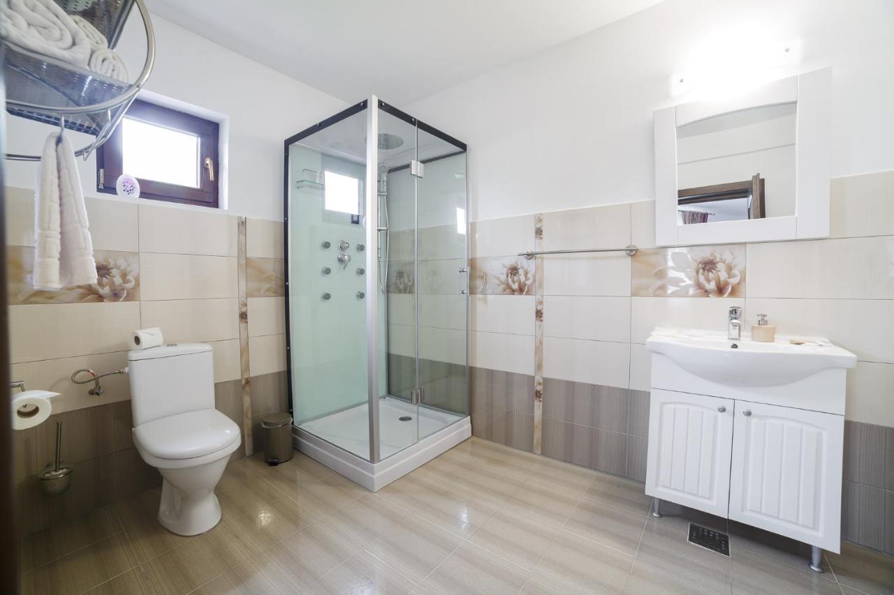 Gradina Mariajelor Hotel 坎普朗莫道尼斯 外观 照片